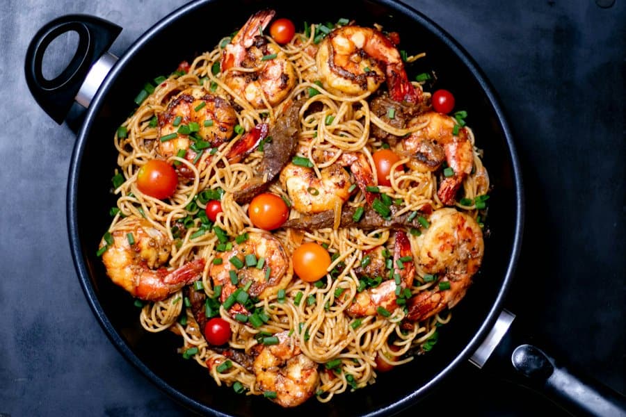 Mare, shrimps and calamari