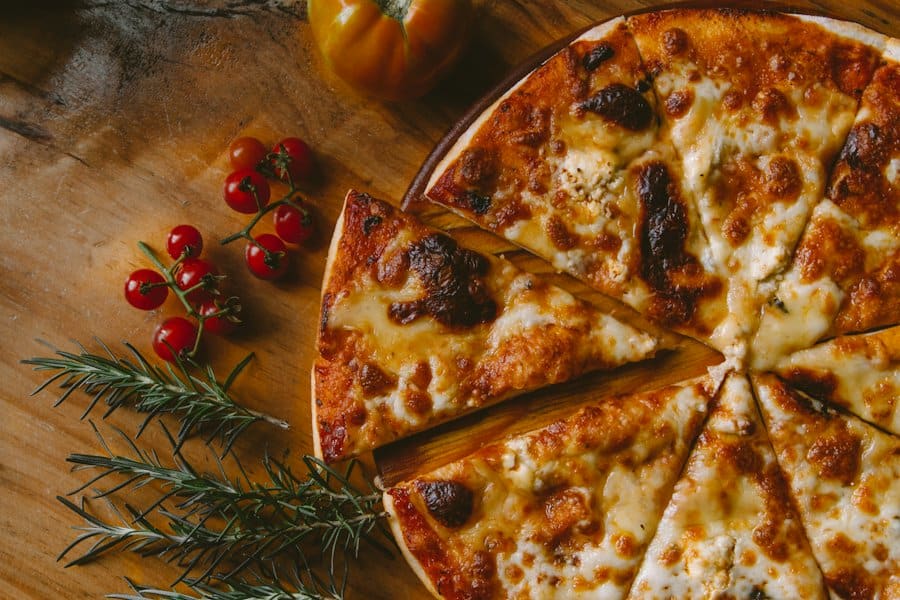 Favourite Pizza, Chalukunnu